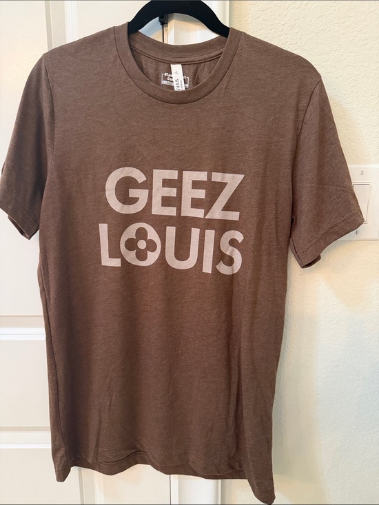 Bella Canvas Tops - Bella Canvas Brown Geez Louis Graphic Tee | sz M